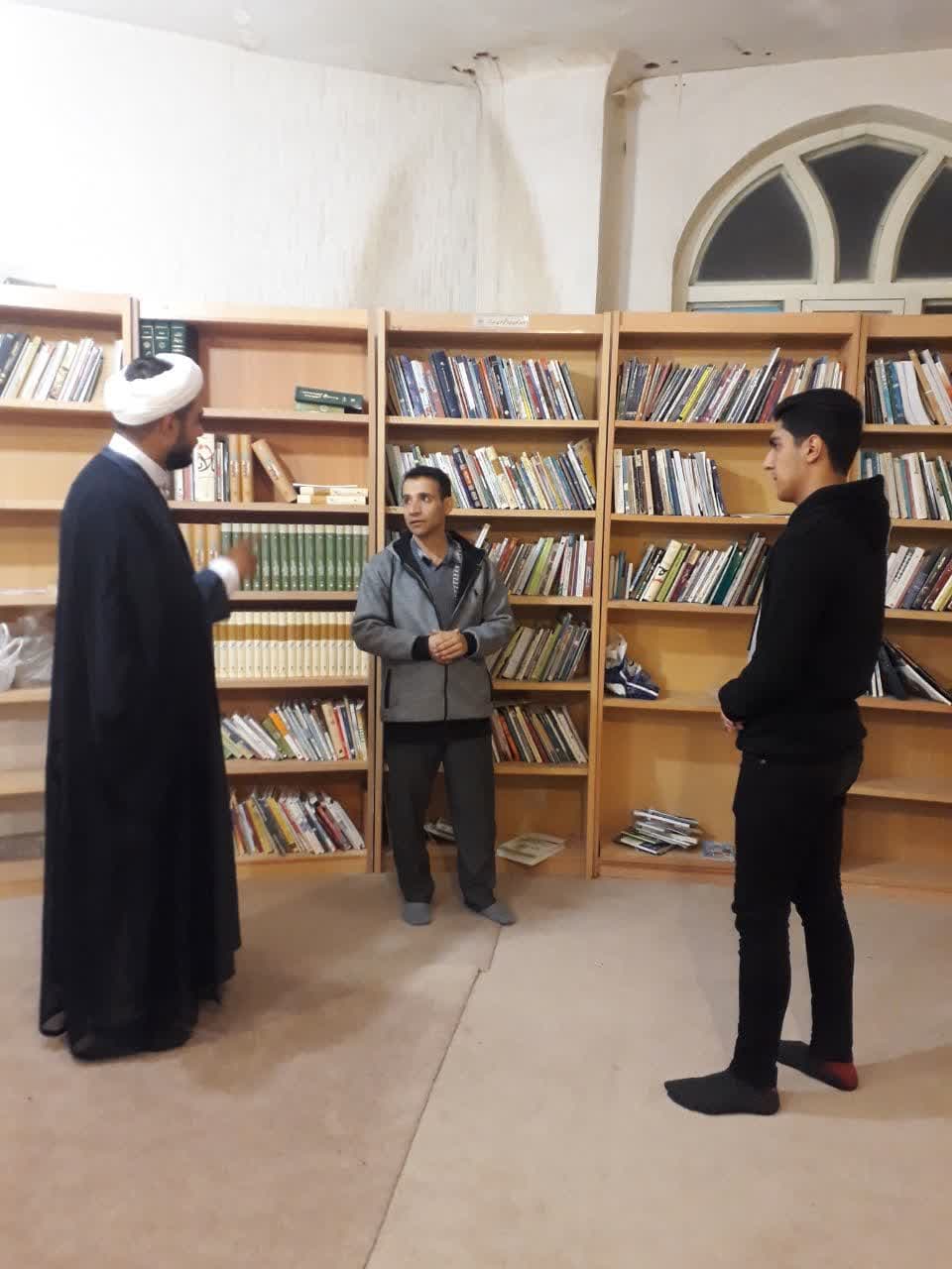 کتابخانه هاي مساجد فرصتي براي ترويج فرهنگ مطالعه در جامعه به شمار مي‌روند